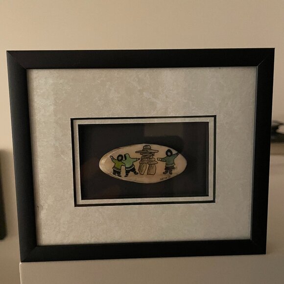 Inuit Art - Picture 1 of 2